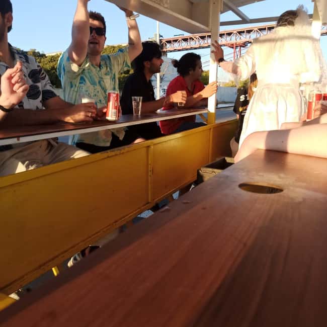 Lisbon: 1-Hour Beer, Sangria or Wine Bike Sightseeing Tour - Key things to know before you ride