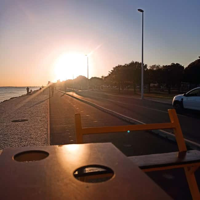 Lisbon: 1-Hour Beer, Sangria or Wine Bike Sightseeing Tour - Price check: what $35 actually buys you in Lisbon