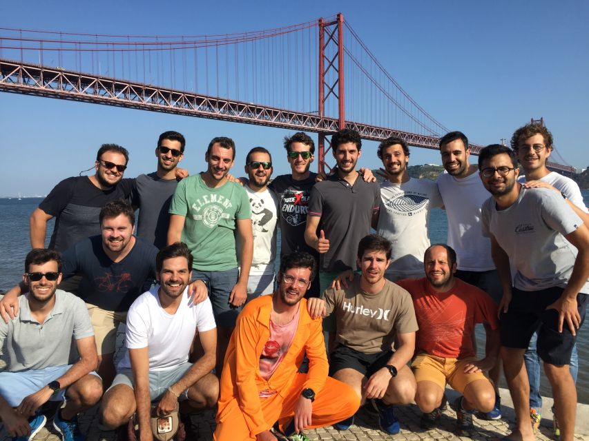 Lisbon: 1-Hour Beer, Sangria or Wine Bike Sightseeing Tour - A quick art-and-architecture stop near MAAT