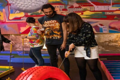 Lisbon: 18-Hole Indoor Minigolf Ticket with Bar Area - What a 45-Minute Round Actually Means for Your Evening