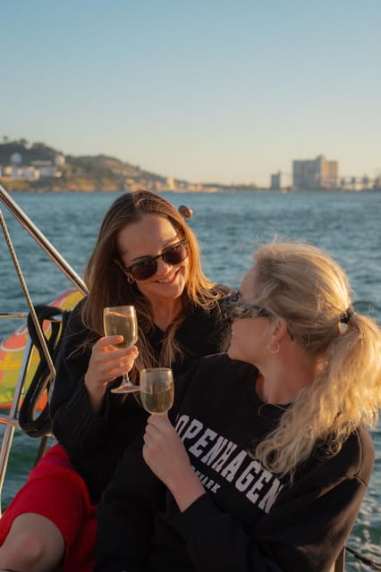 Lisbon 2 Hours Sailing Day Tour and Cruise With Drinks - Timing Tips: How to Slot 2 Hours into a Lisbon Day