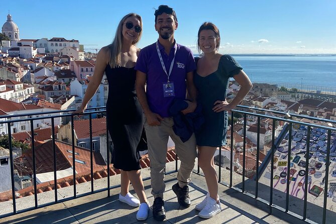 Lisbon 7 Hills Private TukTuk Tour: Best Views & Iconic Landmarks - Downtown Setup: Restauradores, Rossio, and Praça de D. Pedro IV
