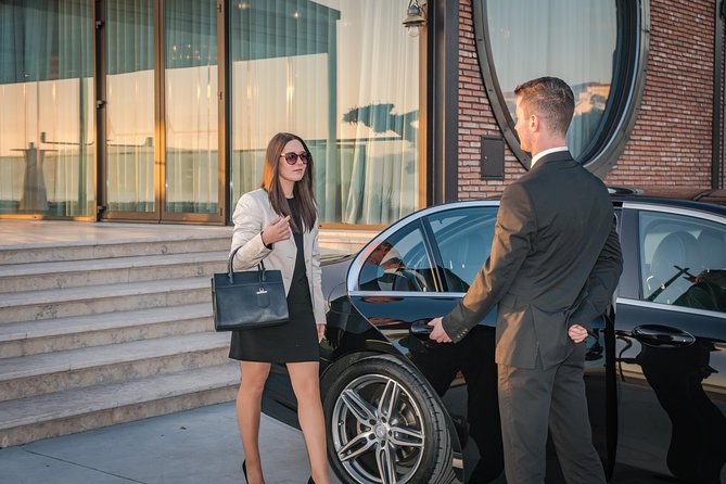 Lisbon Airport Private Transfer – Arrival, Departure or RoundTrip - Round-Trip Lisbon Convenience: One Company, Two Days of Calm