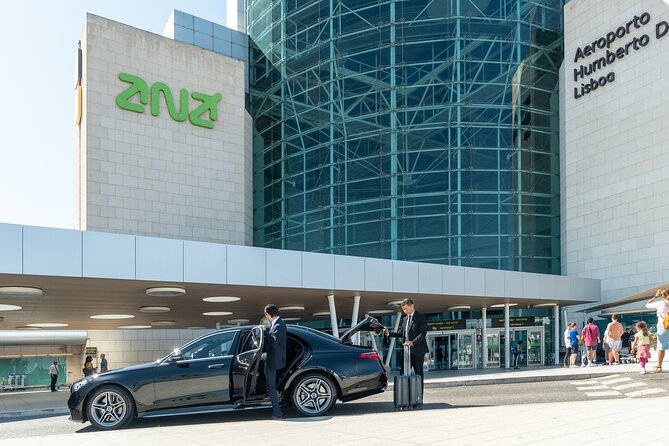 Lisbon Airport Private Transfer to Lisbon (Round Optional) - The Private Chauffeur Ride: Comfort Perks That Matter After a Flight