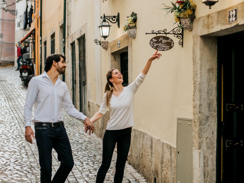 Lisbon: Alfama, Bairro Alto and Downtown Walking Tour - Key highlights worth planning for