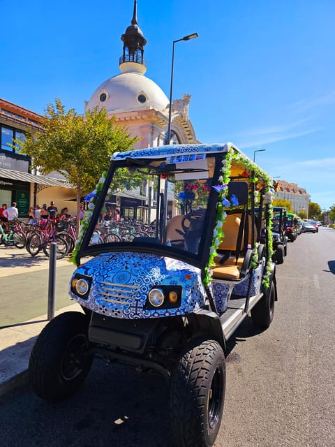 Lisbon: Alfama tour by tuktuk private, up to 90 min - Graça and São Vicente: neighborhood texture without the steep work