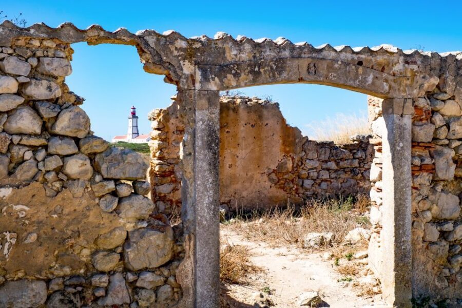Lisbon: Arrábida Natural Park and Sesimbra Day Trip - Price and logistics: what $88 covers (and what it doesn’t)