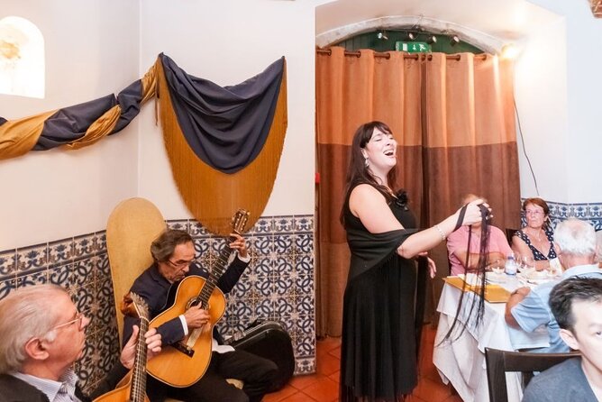 Lisbon: Authentic Fado Show, Dinner and Night Tour - Key things I’d watch for on this Lisbon Fado night