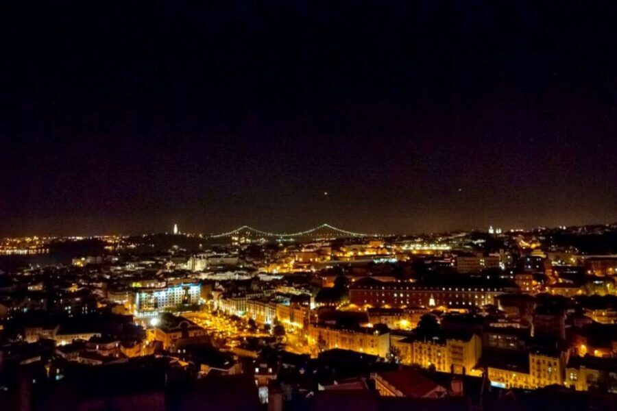 Lisbon: Authentic Fado Show, Dinner and Night Tour - Who This Tour Fits Best (and Who It Won’t)
