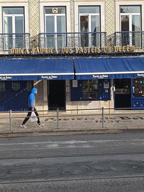 Lisbon: Belem, Jeronimos Monastery, and Coach Museum Tour - Cab ride to Belém Tower and the Monument to the Discoveries