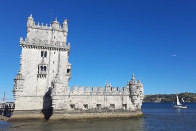 Lisbon: Belem Walking Tour with Jeronimos Monastery Tks Included - Jerónimos Monastery: entering early and knowing what to look for