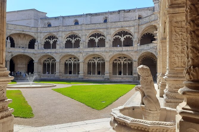 Lisbon: Belem Walking Tour with Jeronimos Monastery Tks Included - Pace, group size, and how the guide keeps it from feeling like homework