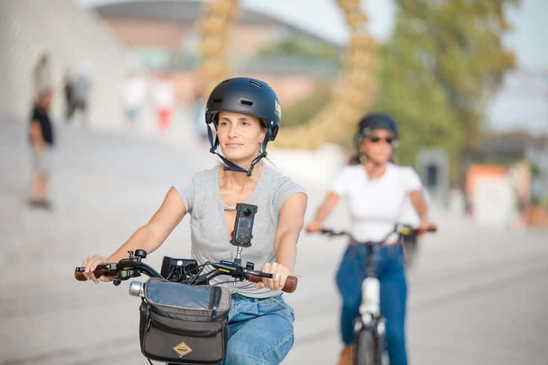 Lisbon Bike Rental Explore At Your Pace - Nossa Sra. do Monte and Mouraria: Two Contrasts in One Ride
