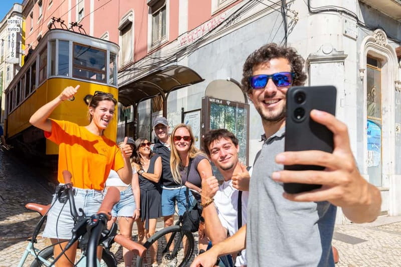 Lisbon: Bike Tour from Lisbon to Belém + Liquor & Pastry - Starting at Parque Eduardo VII: Why this downhill route feels effortless