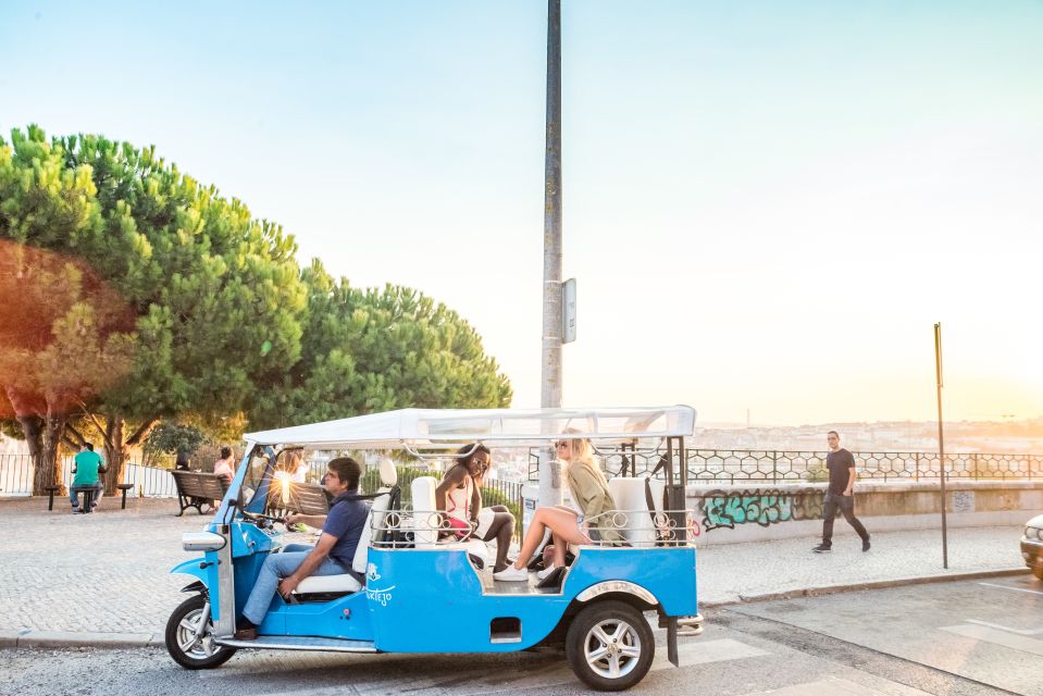 Lisbon by Tuk Tuk Guided Tour: City of Neighborhoods - Who this tuk-tuk tour is best for
