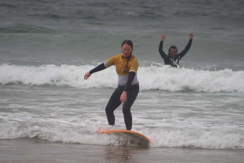 Lisbon-Cascais: Surf Local Experience - Who should book this surf lesson (and who might not)
