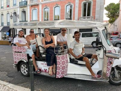Lisbon: City Highlights Tour by Tuk Tuk - Booking Value: $35 for One Hour in a Small Group