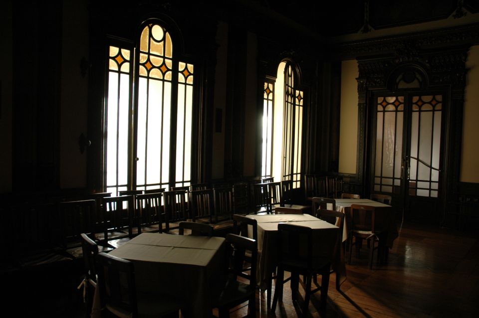 Lisbon: City of Spies Guided Walking Tour - James Bond Inspirations: From Lisbon Streets to Fictional Espionage