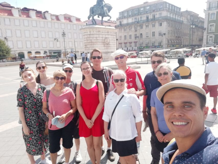 Lisbon: City Sightseeing Private Tour with Guide - Key things you’ll notice on this Lisbon private tour