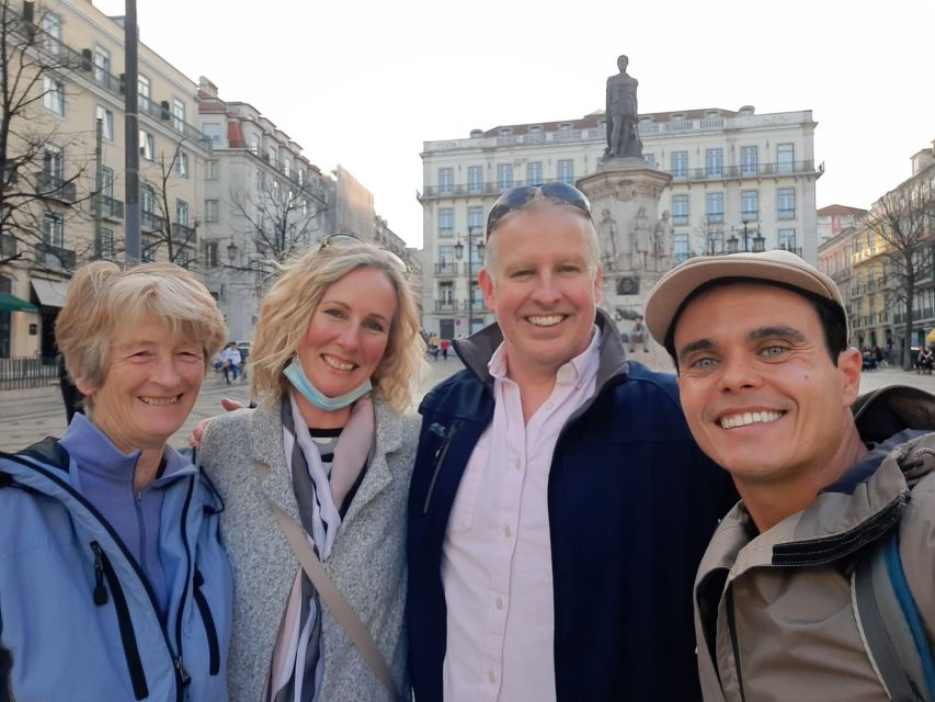 Lisbon: City Sightseeing Private Tour with Guide - Alfama’s narrow streets and the culture behind them