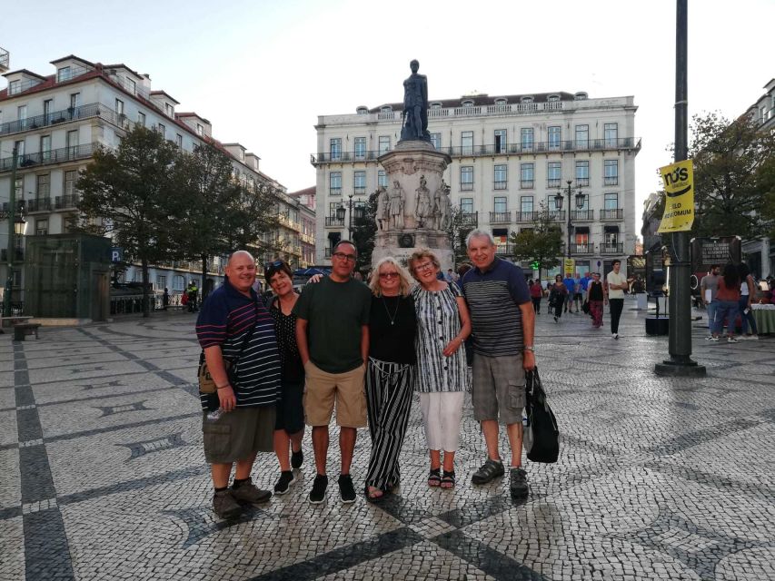 Lisbon: City Sightseeing Private Tour with Guide - Sé Cathedral and why this stop is more than a photo moment