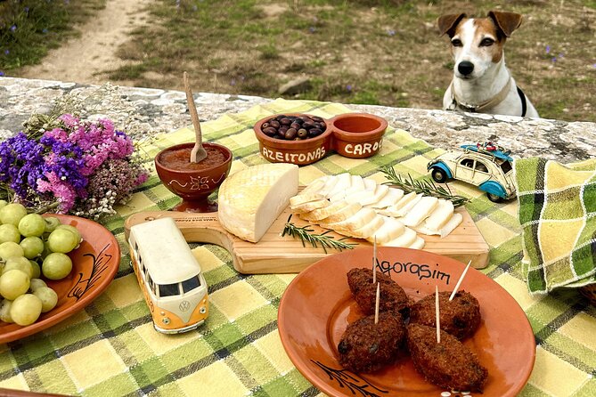 Lisbon Countryside Food Tour on a Vintage Car - Vintage car energy: leaving Sintra tourist lanes