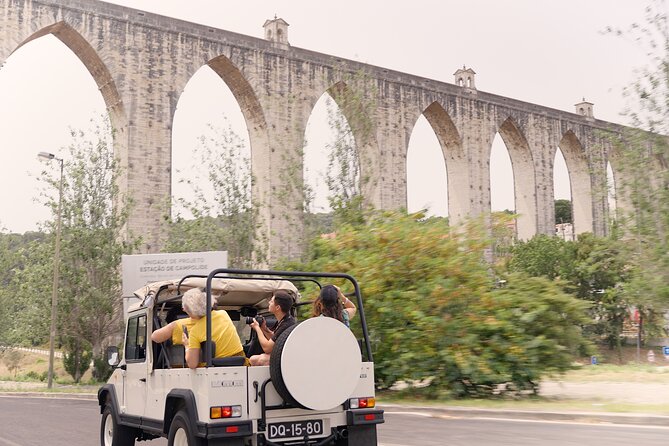 LISBON DAILY TOUR in a Vintage Jeep with FOOD & DRINK Tastings - Vintage Jeep energy: why this format works in Lisbon
