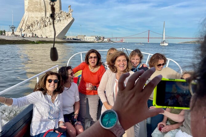 Lisbon Daytime & Sunset Tradicional Boat Tour Sightseeing Cruise - 25 de Abril Bridge and Cristo Rei: seeing modern Lisbon and a key viewpoint