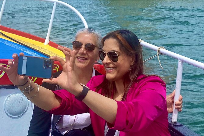 Lisbon Daytime & Sunset Tradicional Boat Tour Sightseeing Cruise - Guide style: Francisco’s storytelling and the team rhythm