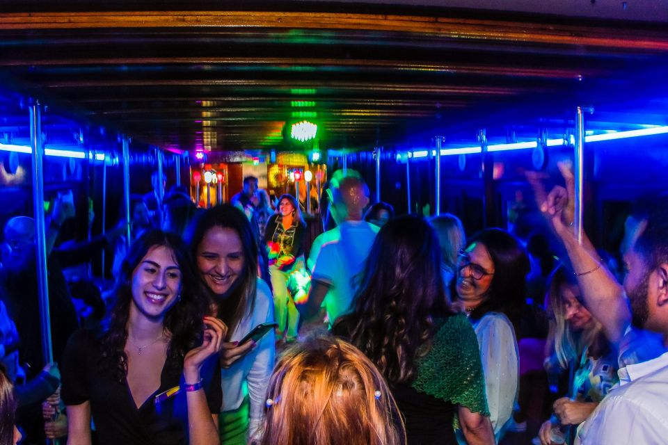 Lisbon: Disco Night Cruise with DJ and Open Bar - Practical planning tips that make the difference