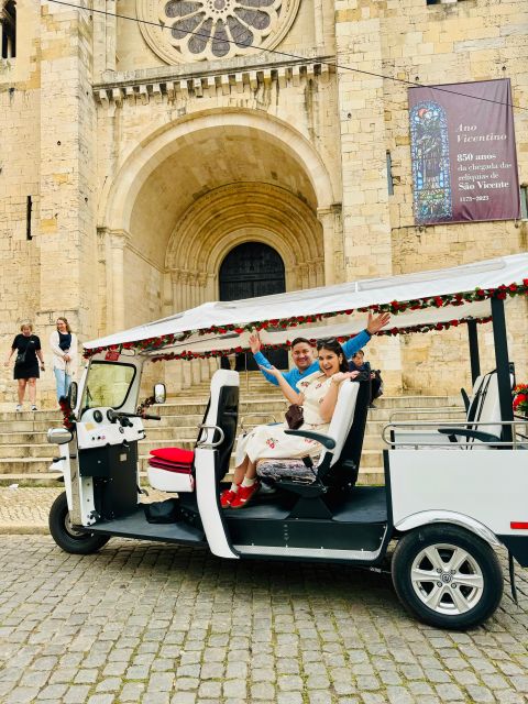 Lisbon: Discover Belem by electric Tuk Tuk - Pastéis de Belém: when the stop is short, plan for the payoff