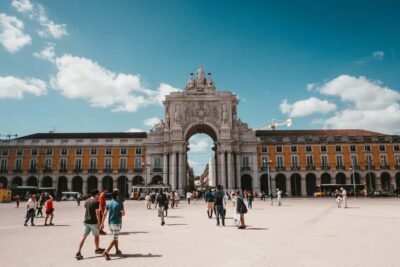 Lisbon: E-Bike Adventure to Belém with Pastel Tasting - The Ride Setup: Bianchi E-Bike, Helmet, Water, and Real Safety Backup