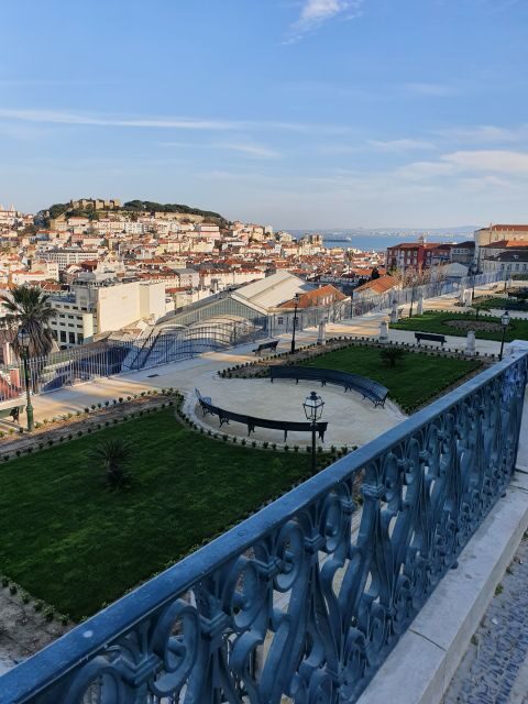 Lisbon: Electric Tuk Tuk Private Tour of the Seven Hills - Alfama, Graça, and Mouraria: Old Neighborhoods Without the Climb Tax