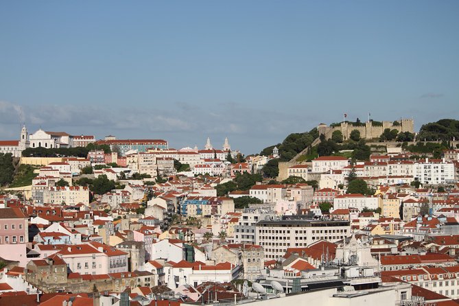 Lisbon Essential Walking Tour: History, Stories and Lifestyle - Miradouro São Pedro de Alcântara: quick orientation over the Tagus
