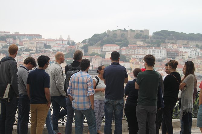 Lisbon Essential Walking Tour: History, Stories and Lifestyle - Santa Justa elevator area: choose the viewpoint, not the ticket