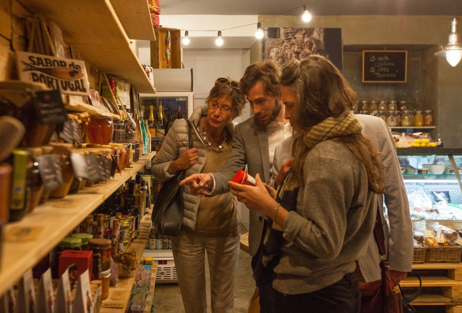 Lisbon: Evening Local Food Crawl with Drink Pairings - The food stops: petiscos that teach you how to order in Lisbon