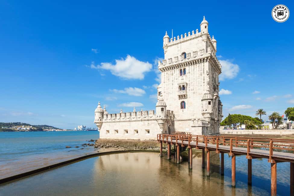 LISBON : EXPLORE OLD TOWN ALFAMA BY ELECTRIC TUK TUK - National Pantheon: a big name stop with a quick walk