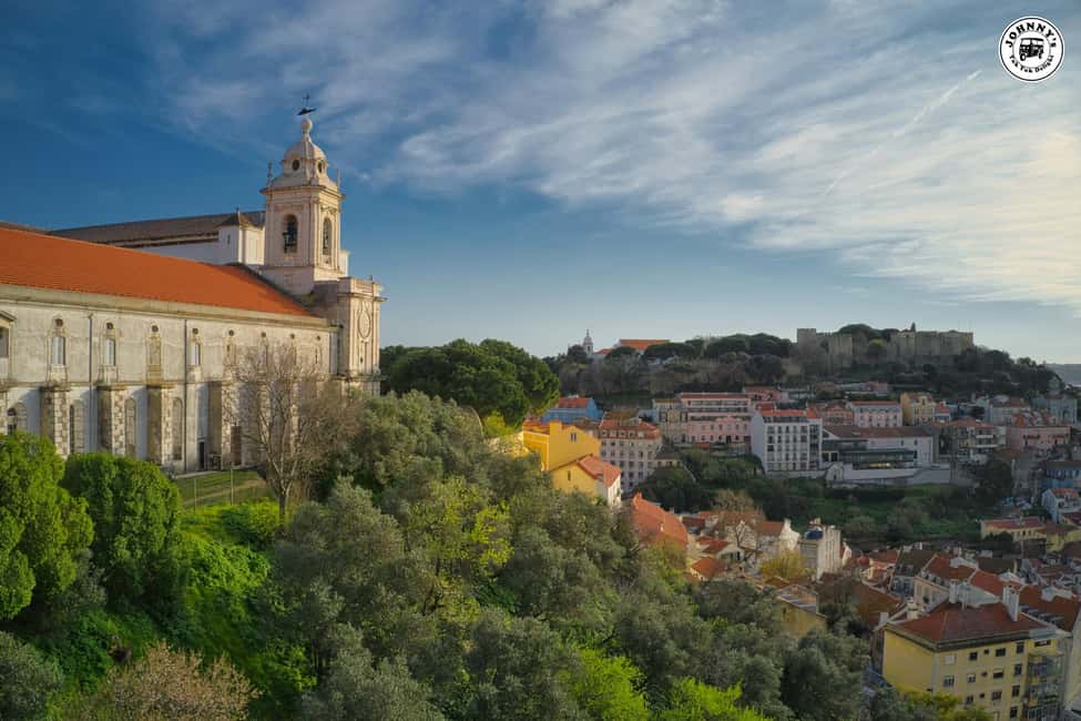 LISBON : EXPLORE OLD TOWN ALFAMA BY ELECTRIC TUK TUK - Praça do Comércio: river views and the big Lisbon reveal
