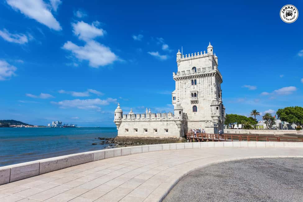 LISBON : EXPLORE OLD TOWN ALFAMA BY ELECTRIC TUK TUK - Feira da Ladra: antiques, vintage finds, and character