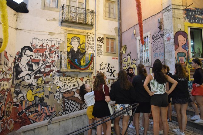 Lisbon Fado Experience: Walking Tour, Dinner and Live Music Show - Meeting at Rossio: Getting There Without Stress