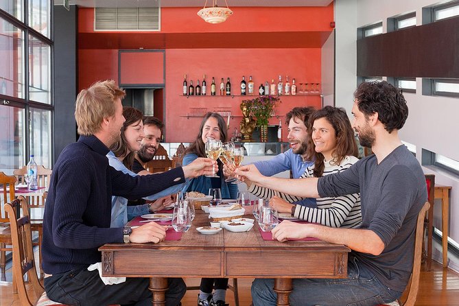 Lisbon Food Tour with 3 Stops and Fado Show Performance - A 6:00 pm Lisbon food walk that actually works as a plan