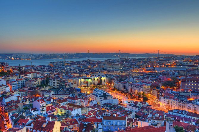 Lisbon Full Day Discovery Tour in Private Vehicle - Castelo de São Jorge: The Castle Stop That Sets Your Lisbon Map