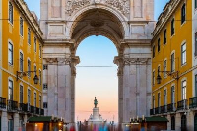 Lisbon Full Day Discovery Tour in Private Vehicle - Chiado Walking Tour: Short, Useful, and Easy to Fit Into Your Day