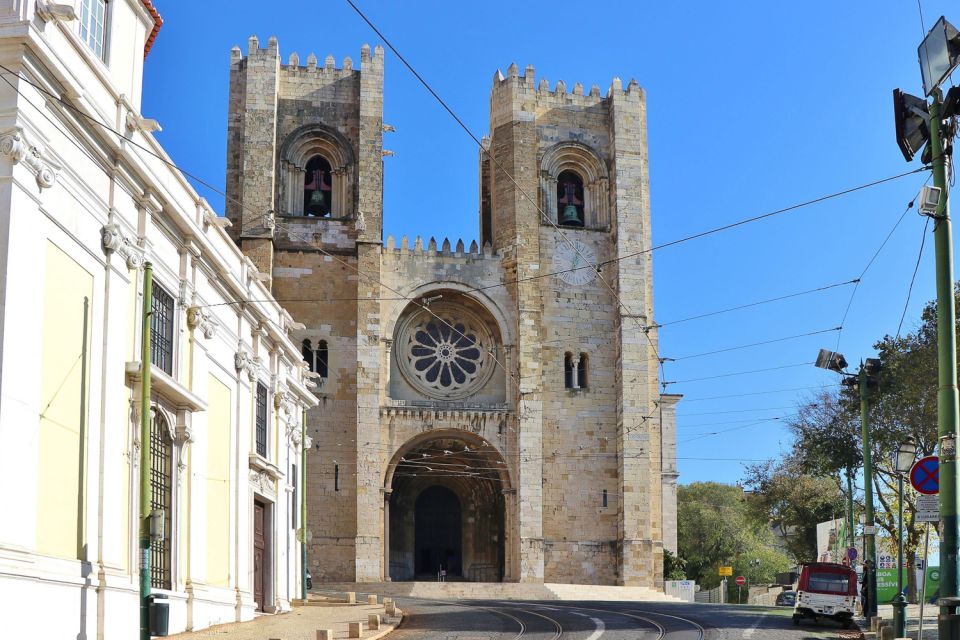 Lisbon: Full-Day Private Walking Sightseeing Tour - Lisbon Cathedral: a landmark stop that doesn’t feel like a detour