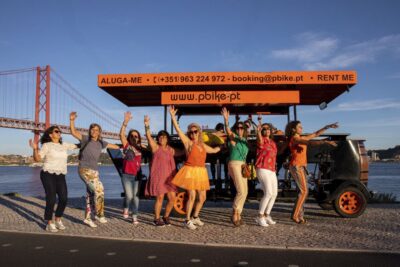 Lisbon: Fun Beer Bike by the Seafront - Where the ride starts: Restaurante MOTAO meeting point