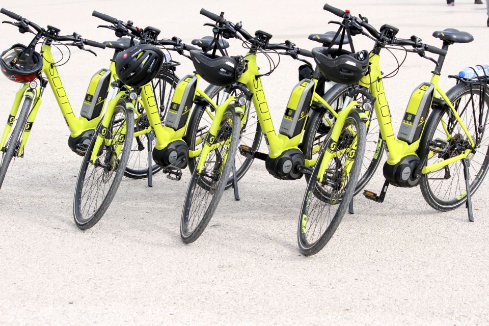 Lisbon: Guided Tour of Historic Belém by Electric Bike - Tagus River to Torre Belém and 25 de Abril Bridge: Real-World Views