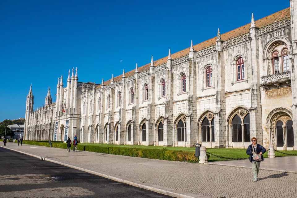 Lisbon: Half-Day City Tour - Should you book this half-day Lisbon city tour?