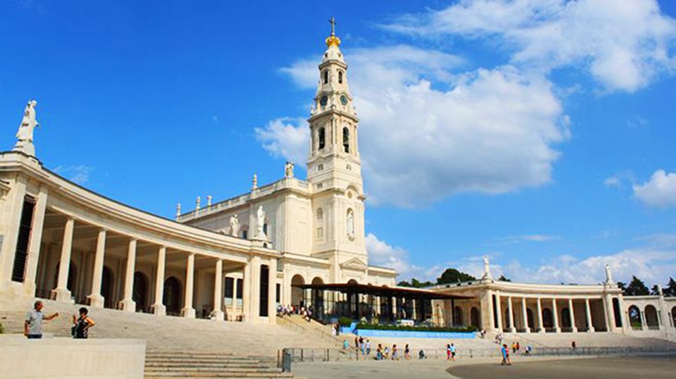 Lisbon: Half-Day Fatima Private Car Tour - Should You Book This Lisbon to Fátima Private Car Tour?