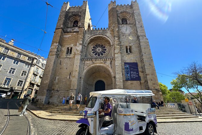 Lisbon Half Day Tour: Alfama & Belém by Tuk Tuk (Always Private) - Meeting at Hard Rock Cafe and the First Stops in Central Lisbon