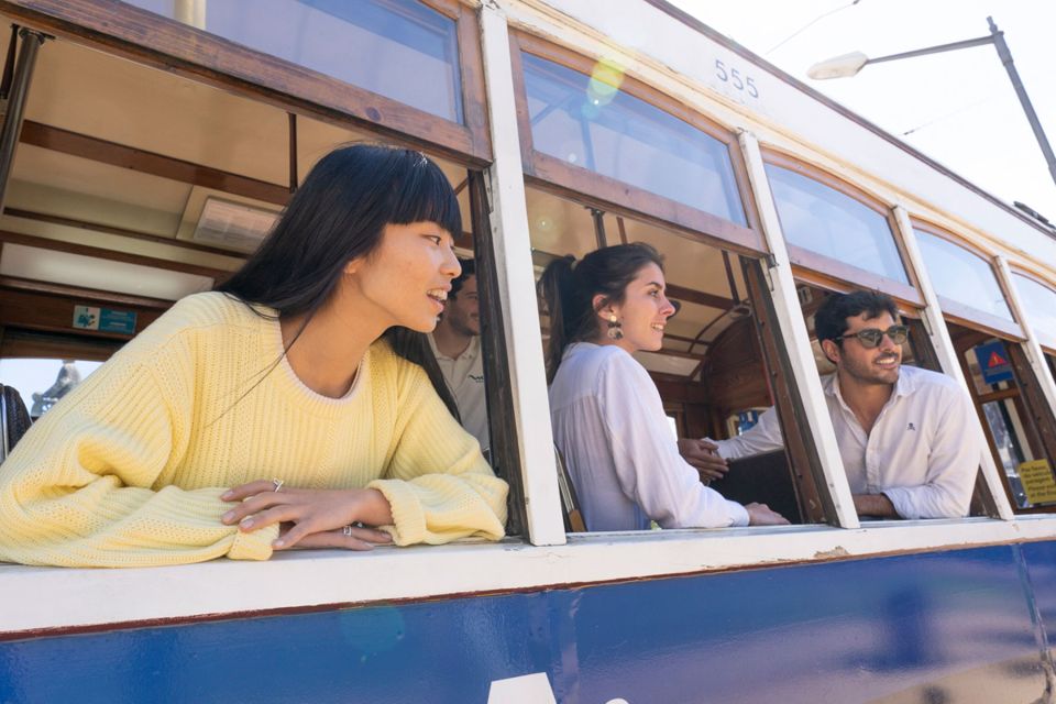 Lisbon: Helicopter Ride, Boat Trip, & Old Town Walking Tour - Key highlights worth your time